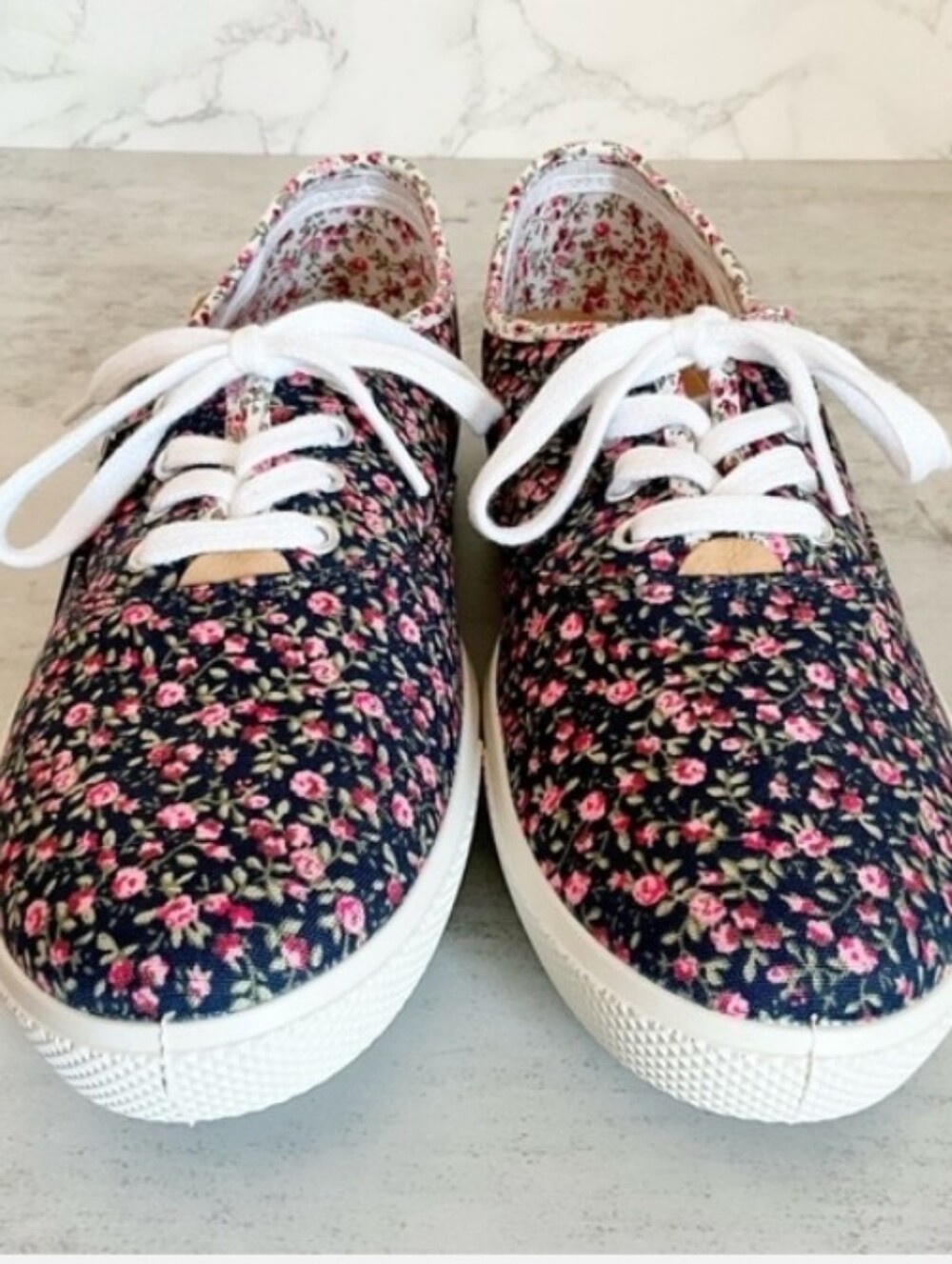 Hotter Comfort Concept Mabel Floral Canvas Sneakers Laceup Size 10